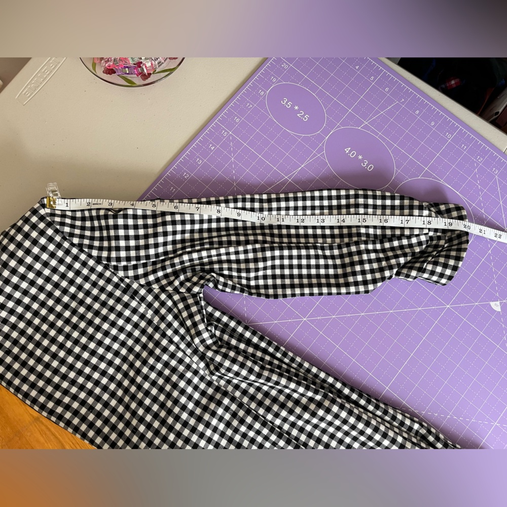 Black & White Gingham Open Front Blazer Ruched Sleeves Extra Small, Like New - Picture 8 of 11